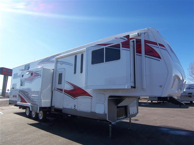 New 2010 Forest River Sandstorm 40QSSP Fifth Wheel Toyhauler For Sale